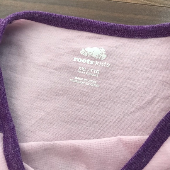 Bundle of 2 EUC Roots long sleeved tees T shirts. - Picture 8 of 9